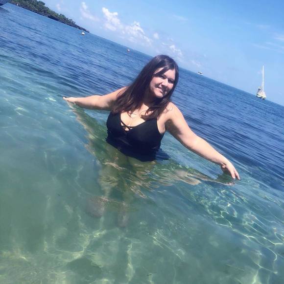 Meet your Posher, Jessica - Picture 1 of 1